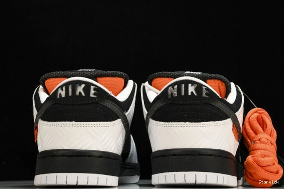 Tightbooth x Nike Low FD2629-100 SB Dunk  0804
